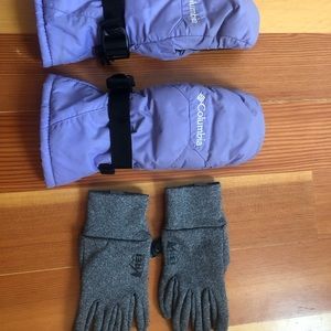 Columbia and REI kid glove bundle both size small.